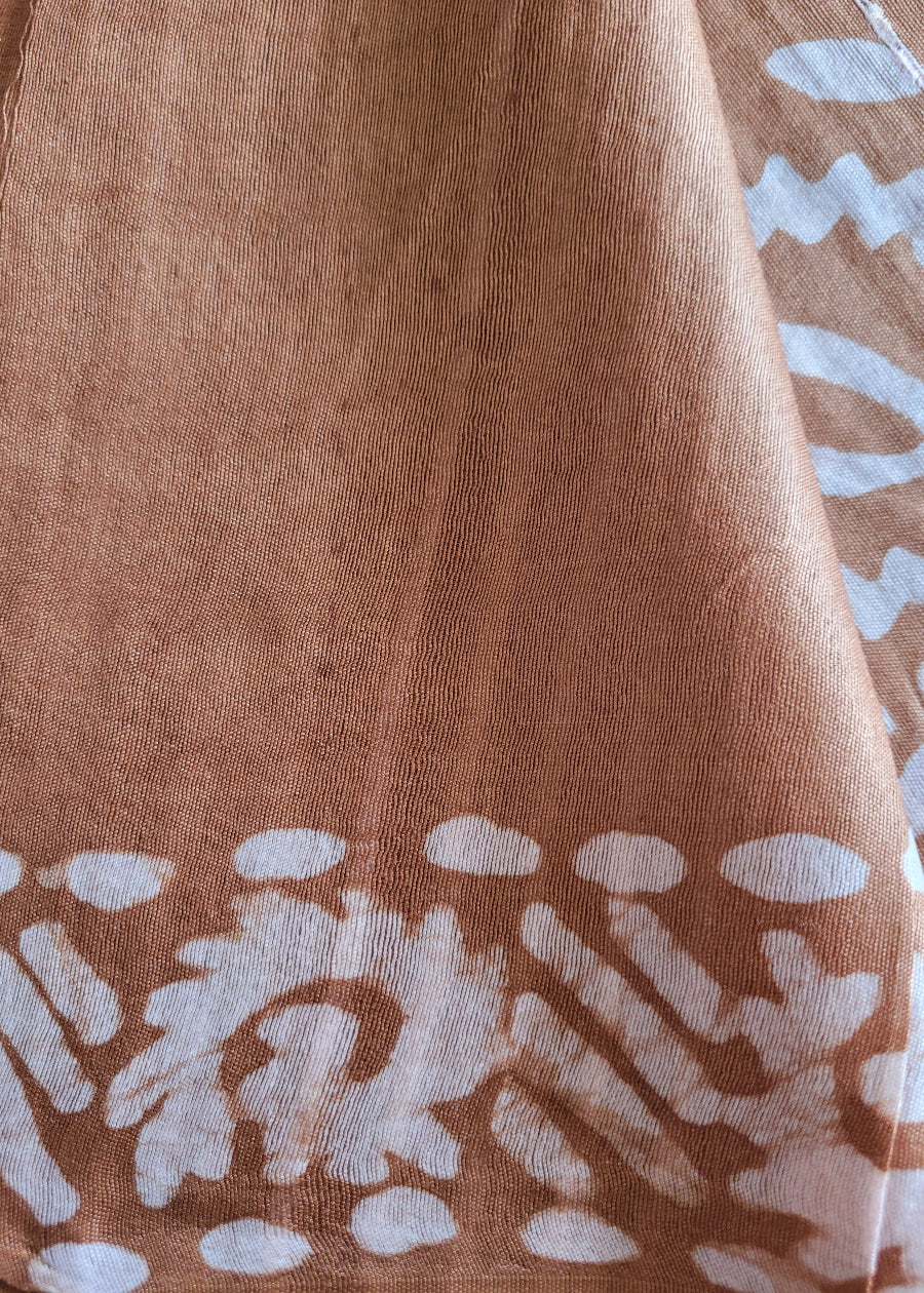 Light Chocolate Jute cotton Saree In Batik Print- Bengal