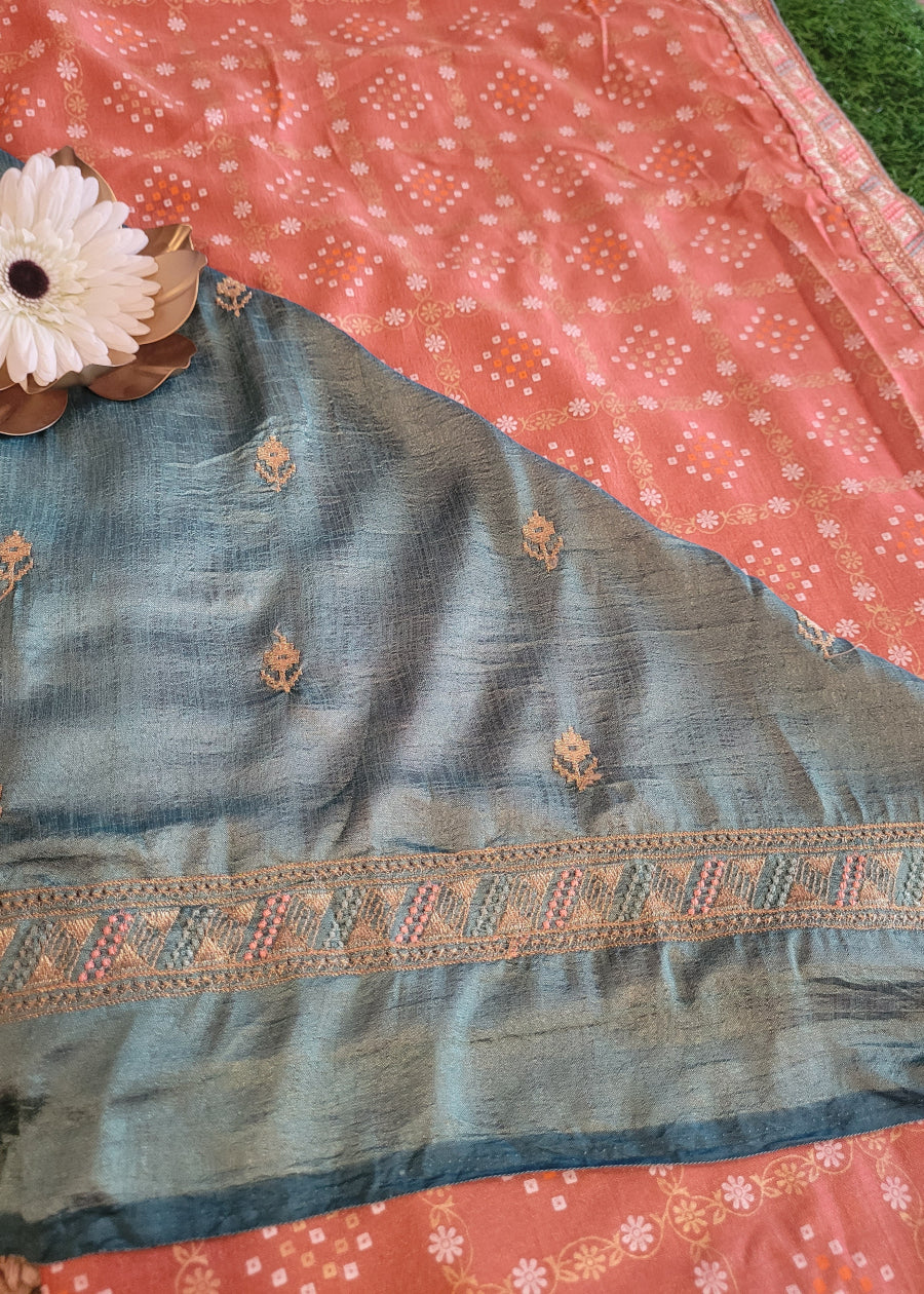 Diwali Special Light Peach Bandhni Saree