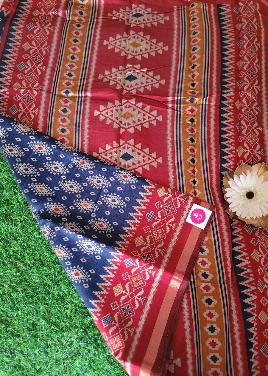 Navy Blue And Red Soft Cotton Viscose Saree-Casual