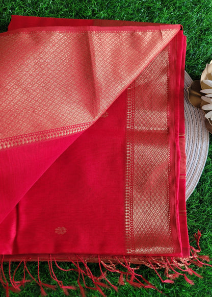 Chilli Red Maheshwari Silk Cotton Saree- Madhya Pradesh
