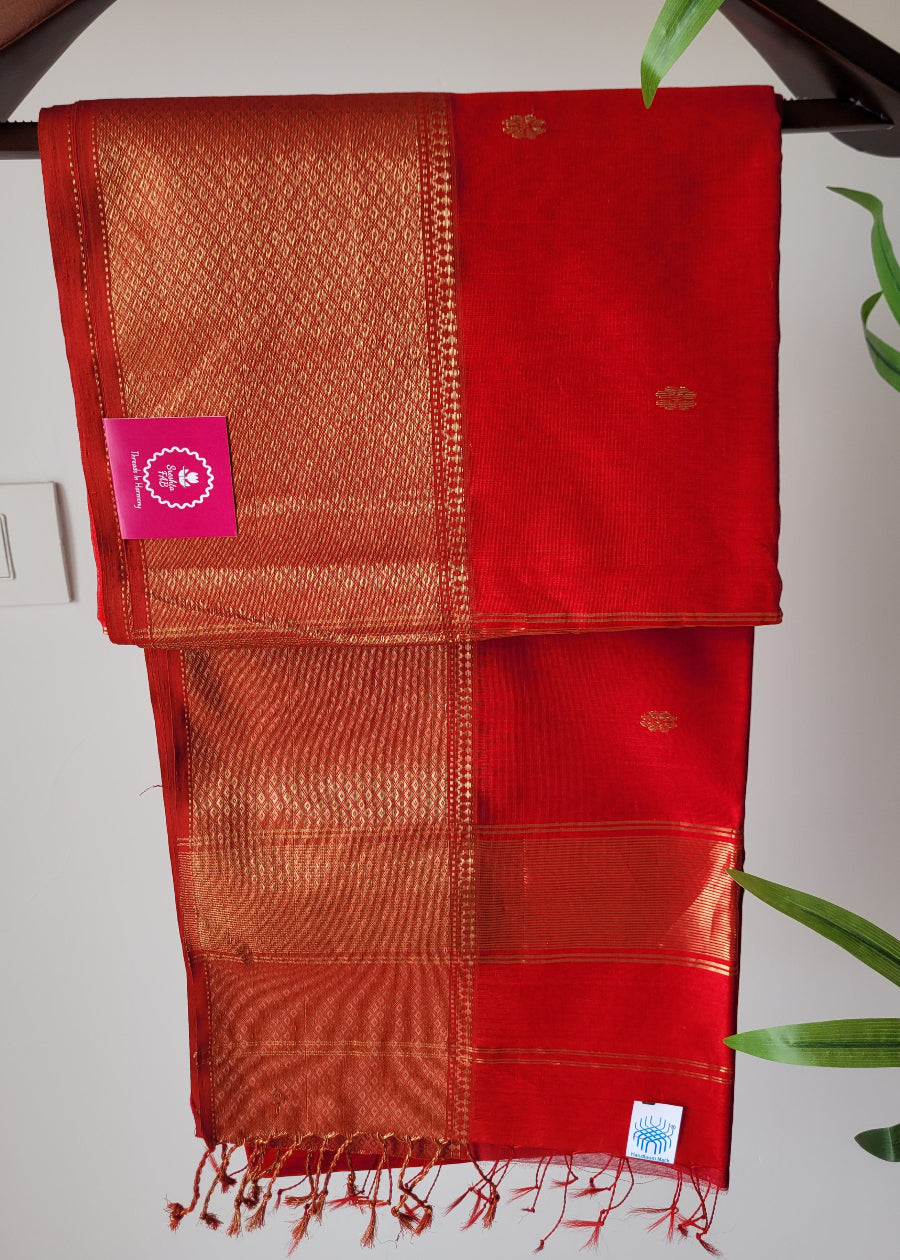 Chilli Red Maheshwari Silk Cotton Saree- Madhya Pradesh