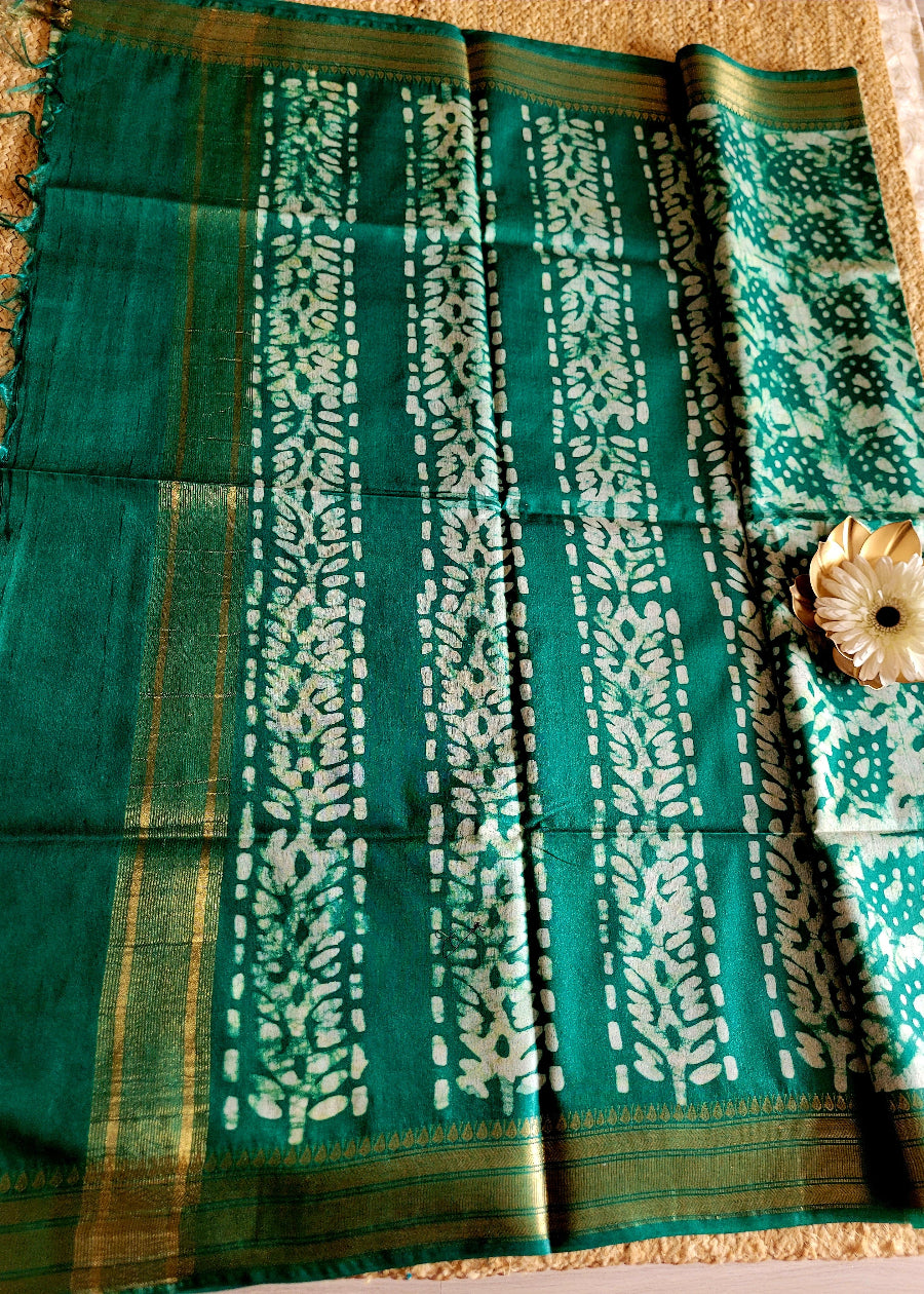 Rama green Jute cotton Saree In Batik Prints- Bengal