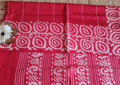 Chilli Red Jute Cotton Saree In Batik Print -Bengal