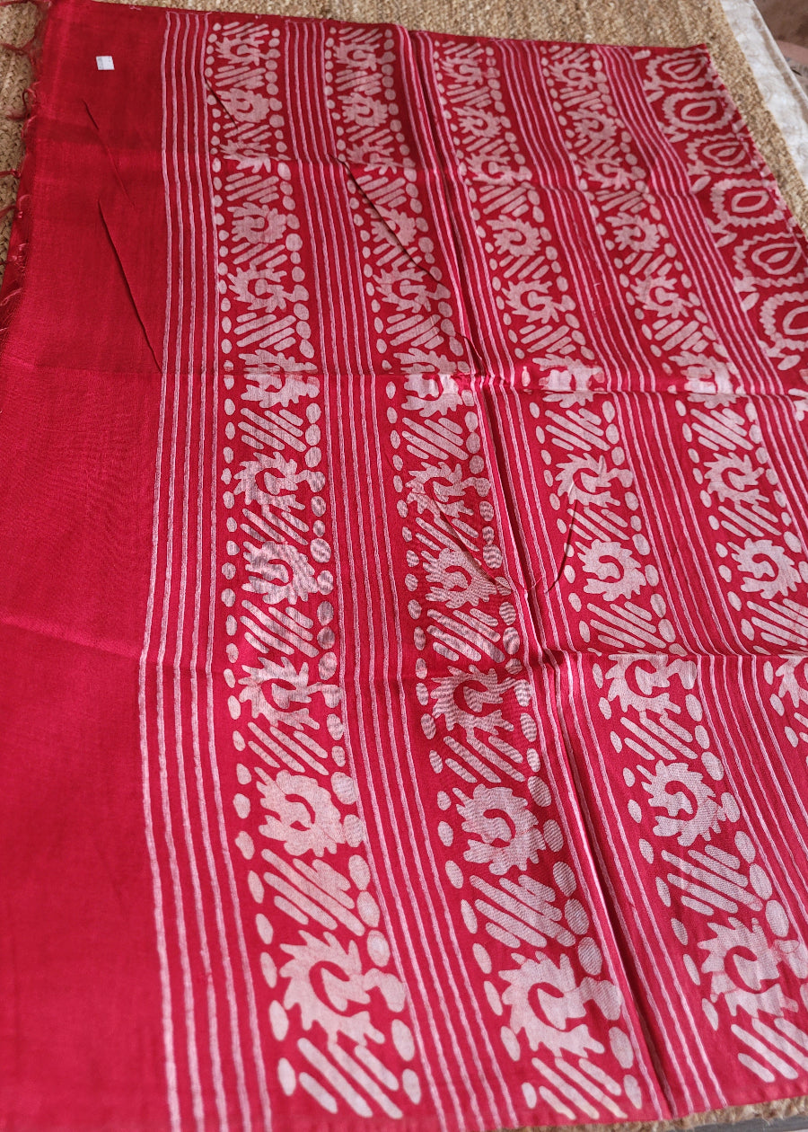 Chilli Red Jute Cotton Saree In Batik Print -Bengal