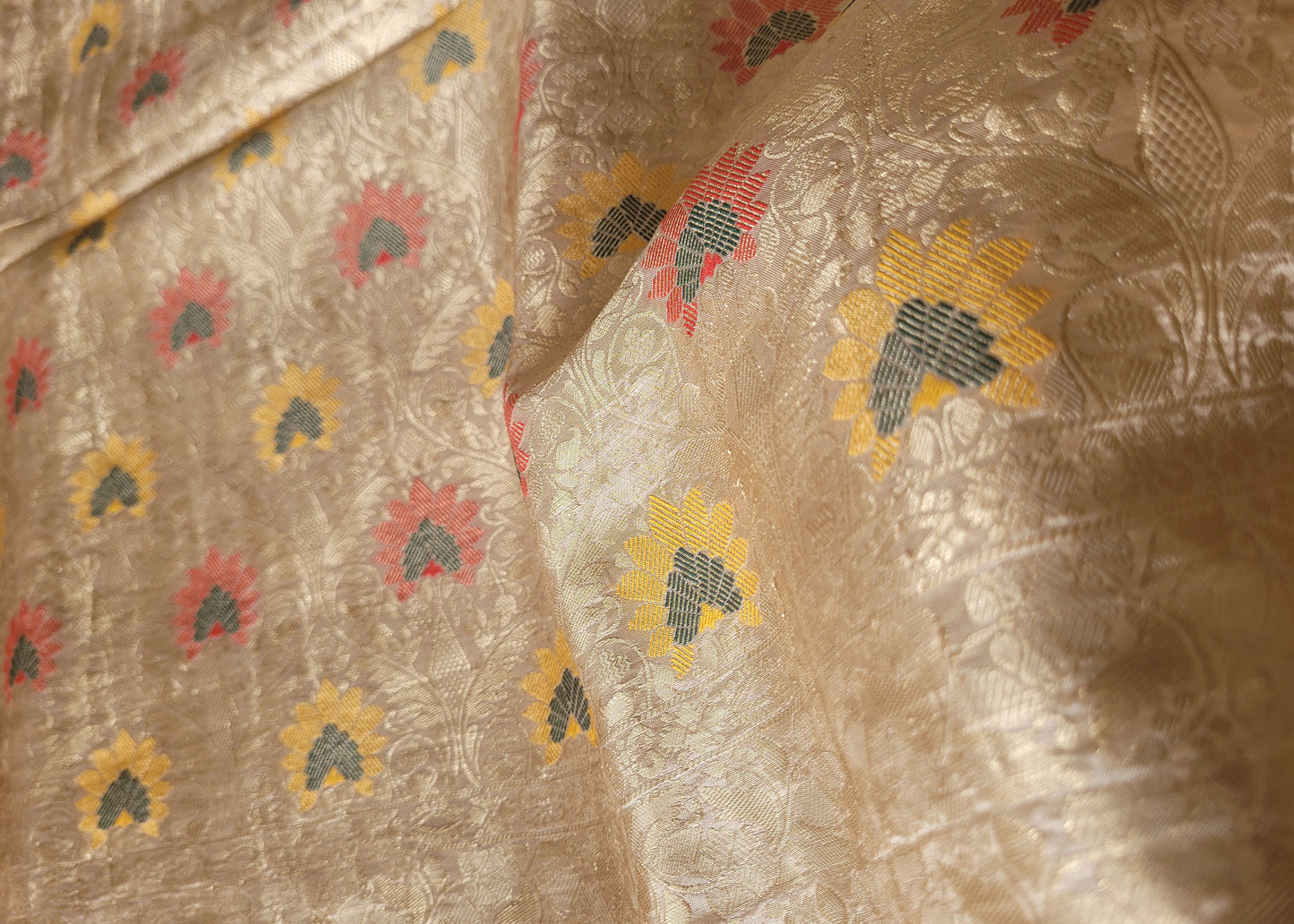 Ivory Colour Mushru Silk Saree- Banaras