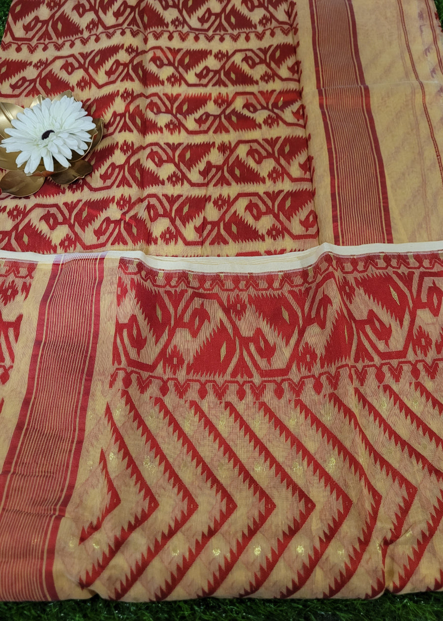 Light Peach and Red Soft Cotton Jamdani Saree- Bengal