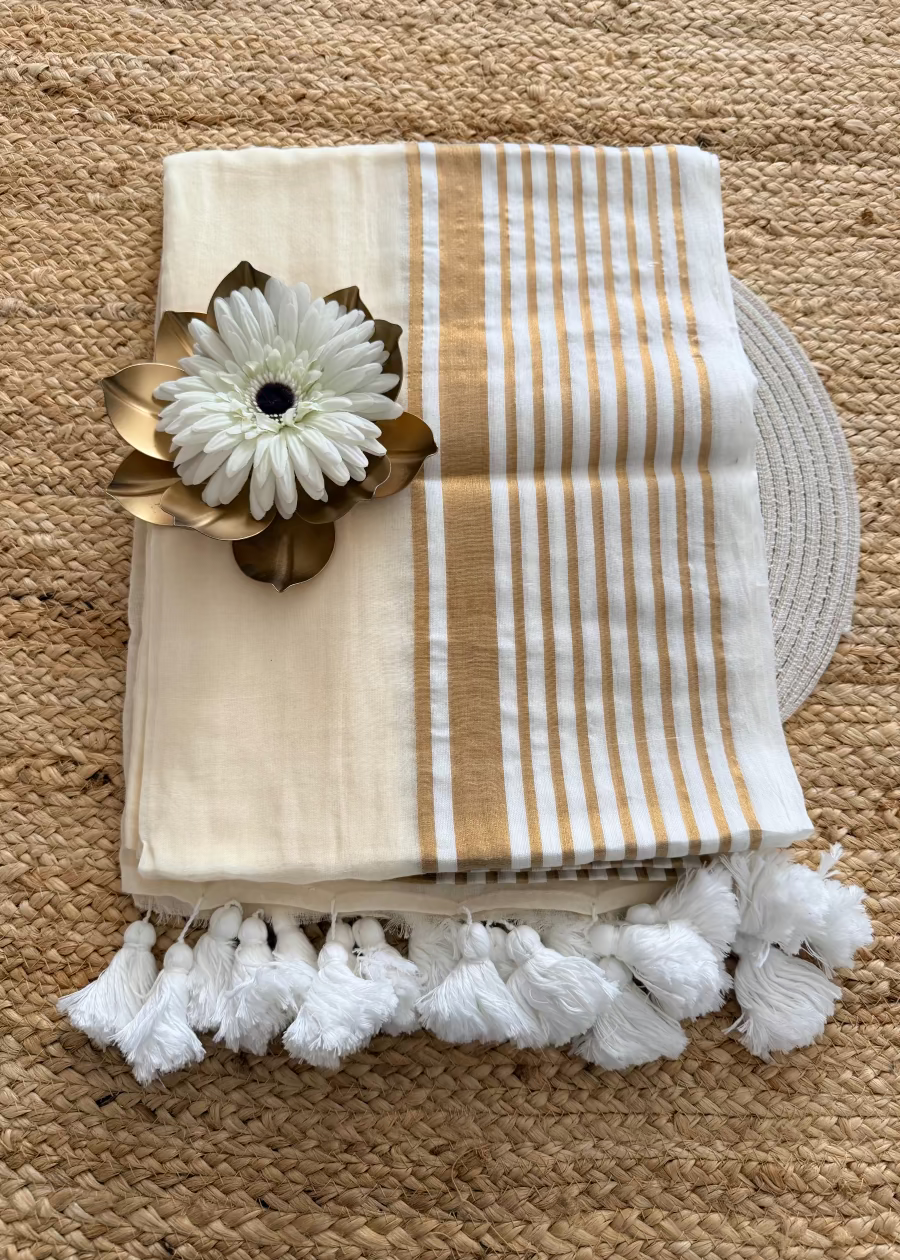 Mul Cotton Saree In Golden Lines Border- Kerala