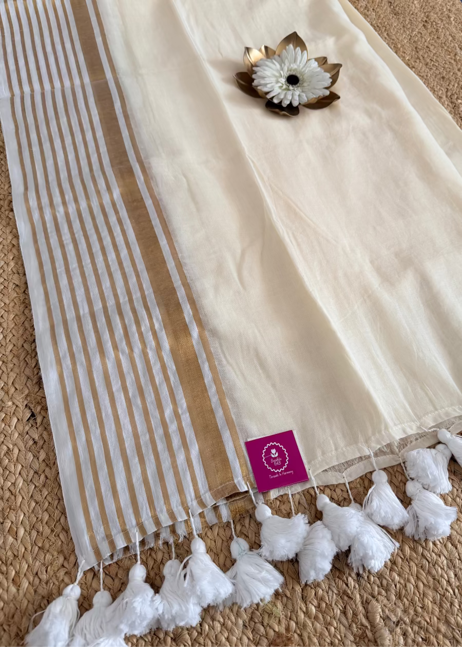 Mul Cotton Saree In Golden Lines Border- Kerala