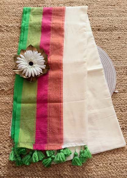 Mul Cotton Saree In Beige and Multi Colour Borders- Kerala