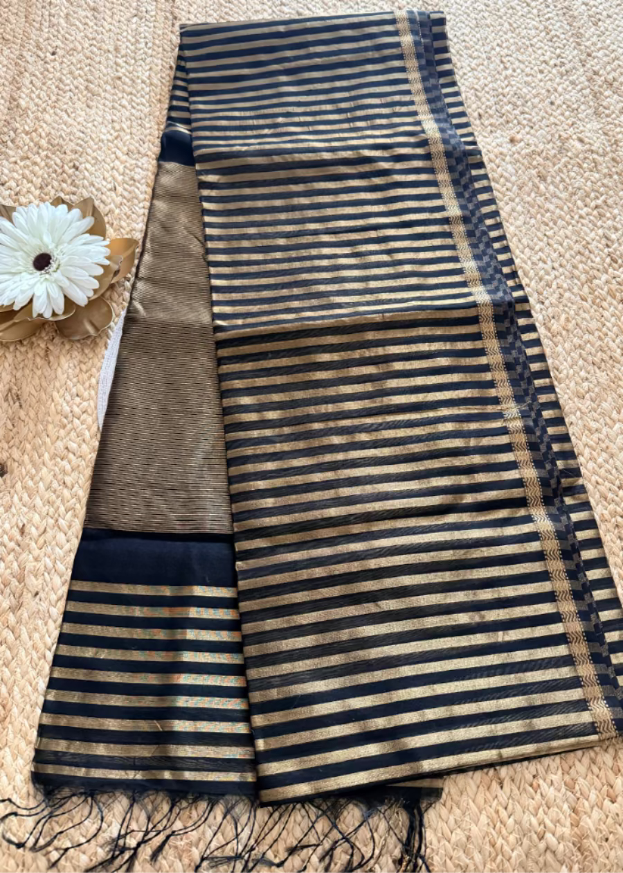 Black and Golden Maheshwari Silk Saree - MP