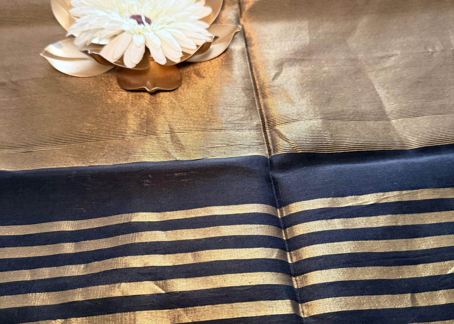 Black and Golden Maheshwari Silk Saree - MP